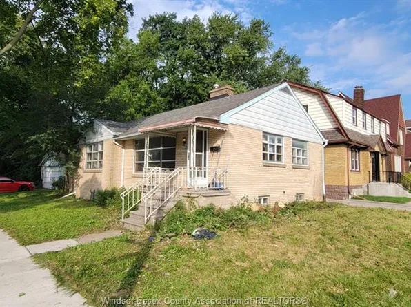 3006 Alexander Ave, Windsor, ON N9C 1G5