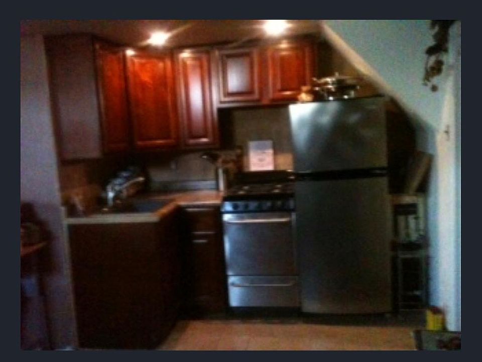 2nd image of 217 Calhoun Ave #1