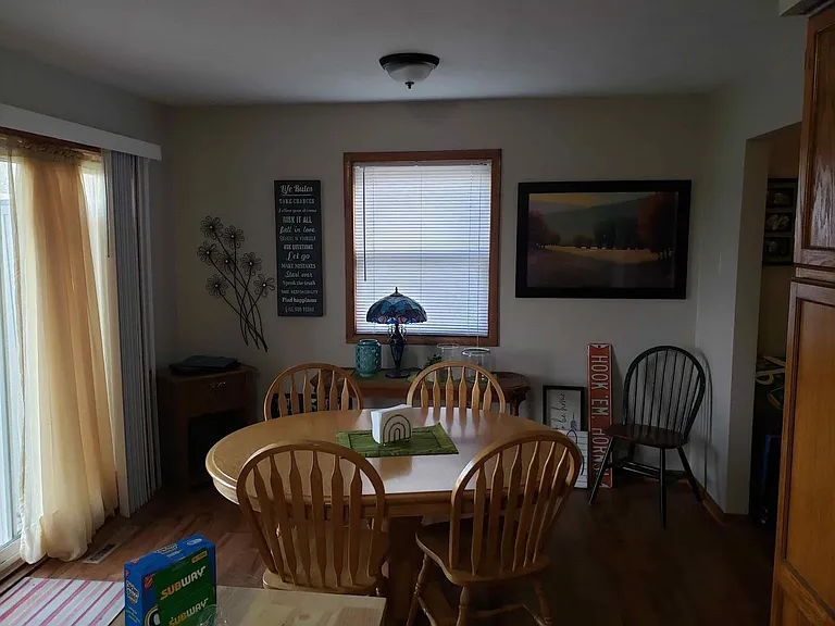 1126-1128 Sausalito Dr — Photo 9