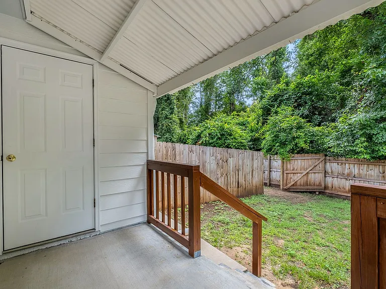 2801 Misty Garden Cir — Photo 21