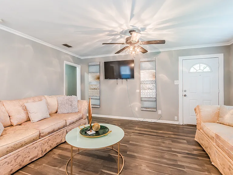 3225 Merida Ave — Photo 15