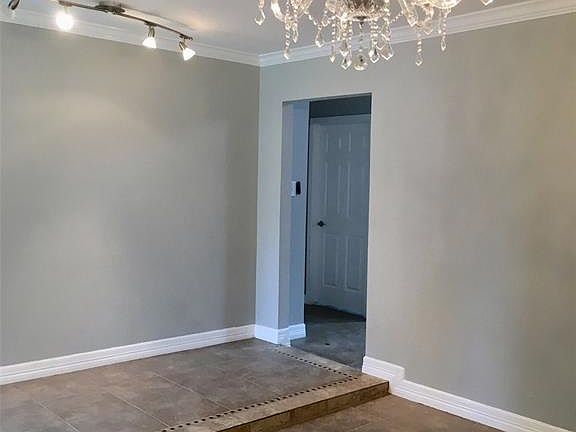 5th image of 11418 Kirkhollow Dr