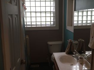 1206 Oxford Dr, Anchorage, AK 99503