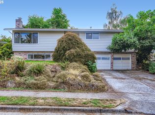 14320 SW Cherryhill Dr, Beaverton, OR