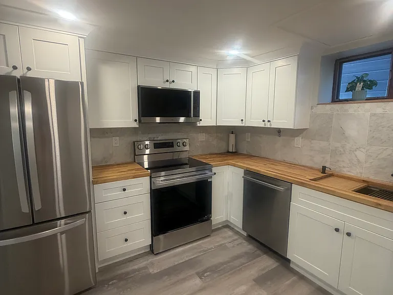 57 Brentwood St #B — Photo 4