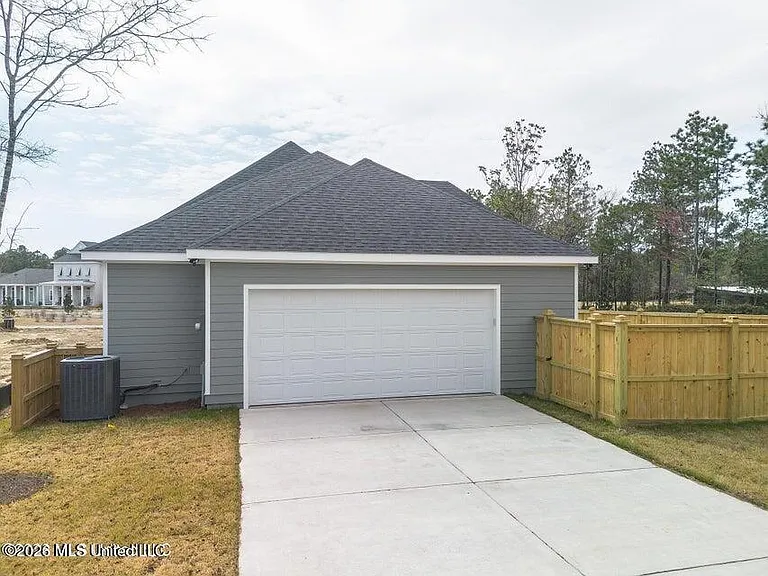 12514R Star Ln — Photo 28