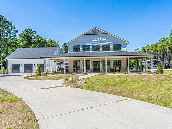 4th image of 532 Lucas Road