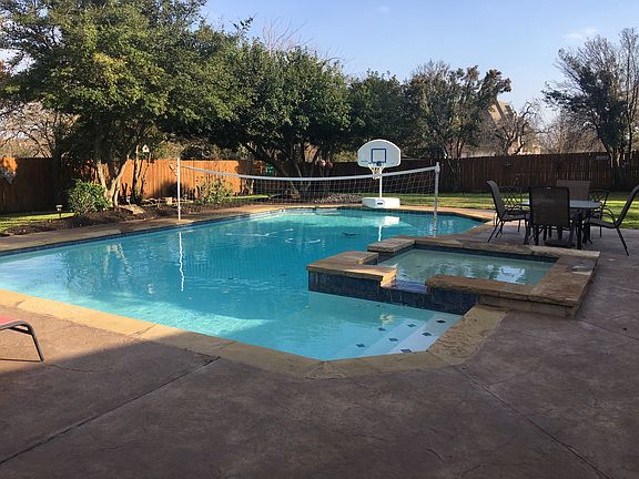 3rd image of 1510 Brentwood Trl