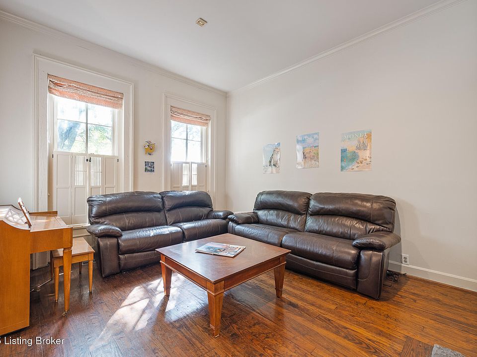 7th image of 1409 E Washington St