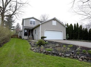 15 Monroe St, Fairport, NY 14450