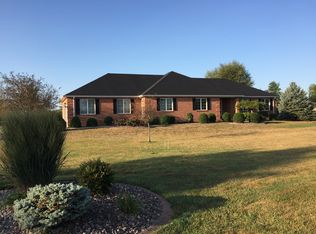 8425 Bluegill Dr, New Baden, IL 62265