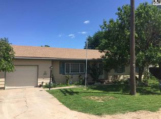 913 E Kansas St, Lyons, KS 67554
