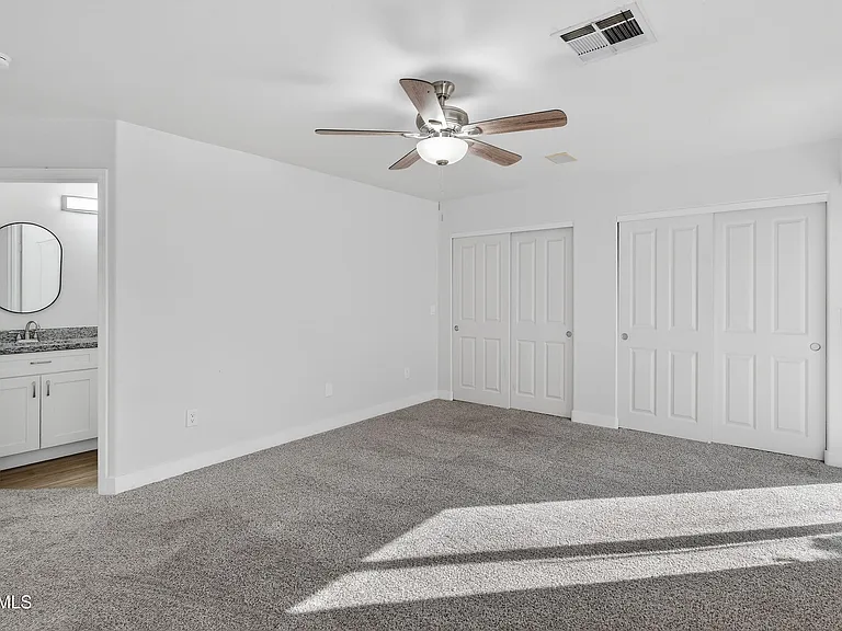 1365 E Betsy Ln — Photo 16