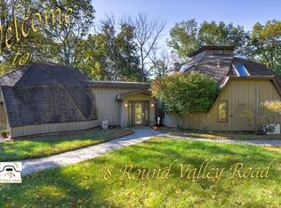 18 Round Valley Rd, Lebanon, NJ 08833