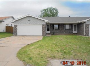 3121 S Bunker Hl, Wichita, KS 67210