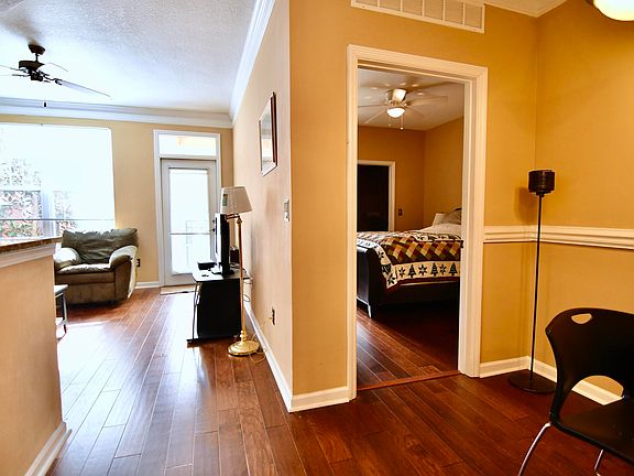 2nd image of 10435 Midtown Pkwy #216