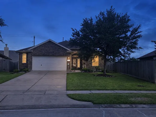 2406 Santiago Ln, League City, TX 77573