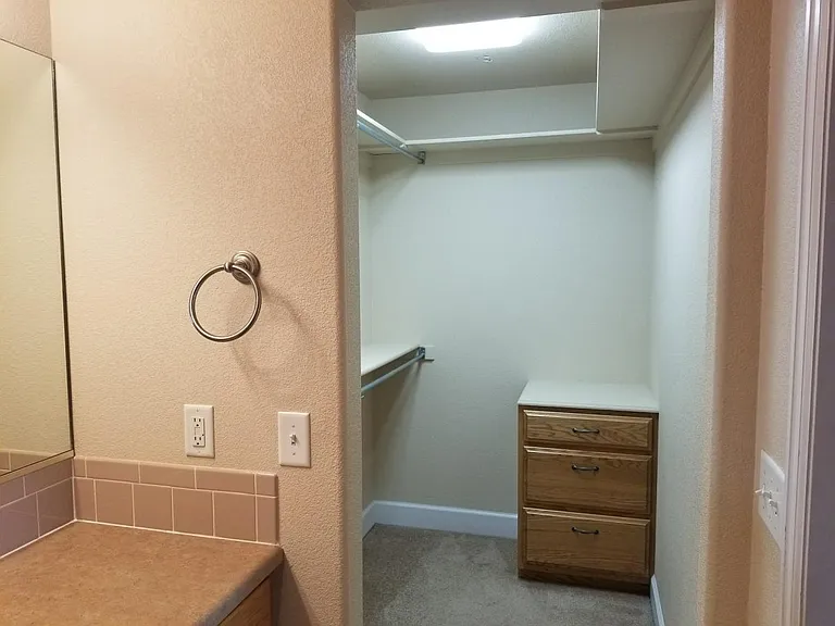 Walkin Closet