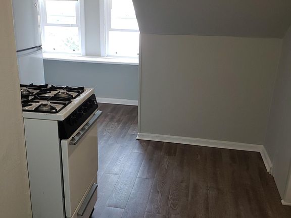 5th image of 715 Yakima Ave #5