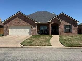928 Crane Rd W, Pampa, TX 79065