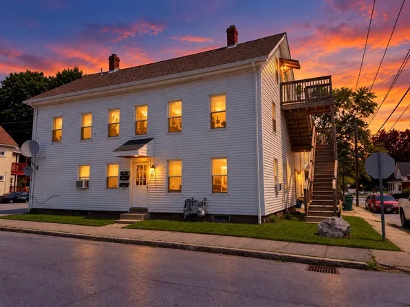 19 Myrtle Ave, Webster, MA 01570