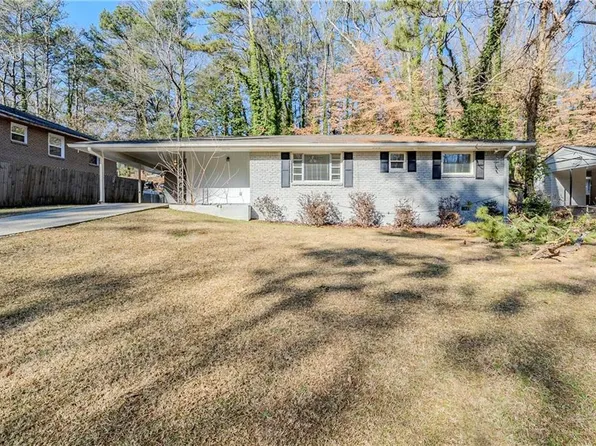 3197 Cloverhurst Dr, East Pt, GA 30344