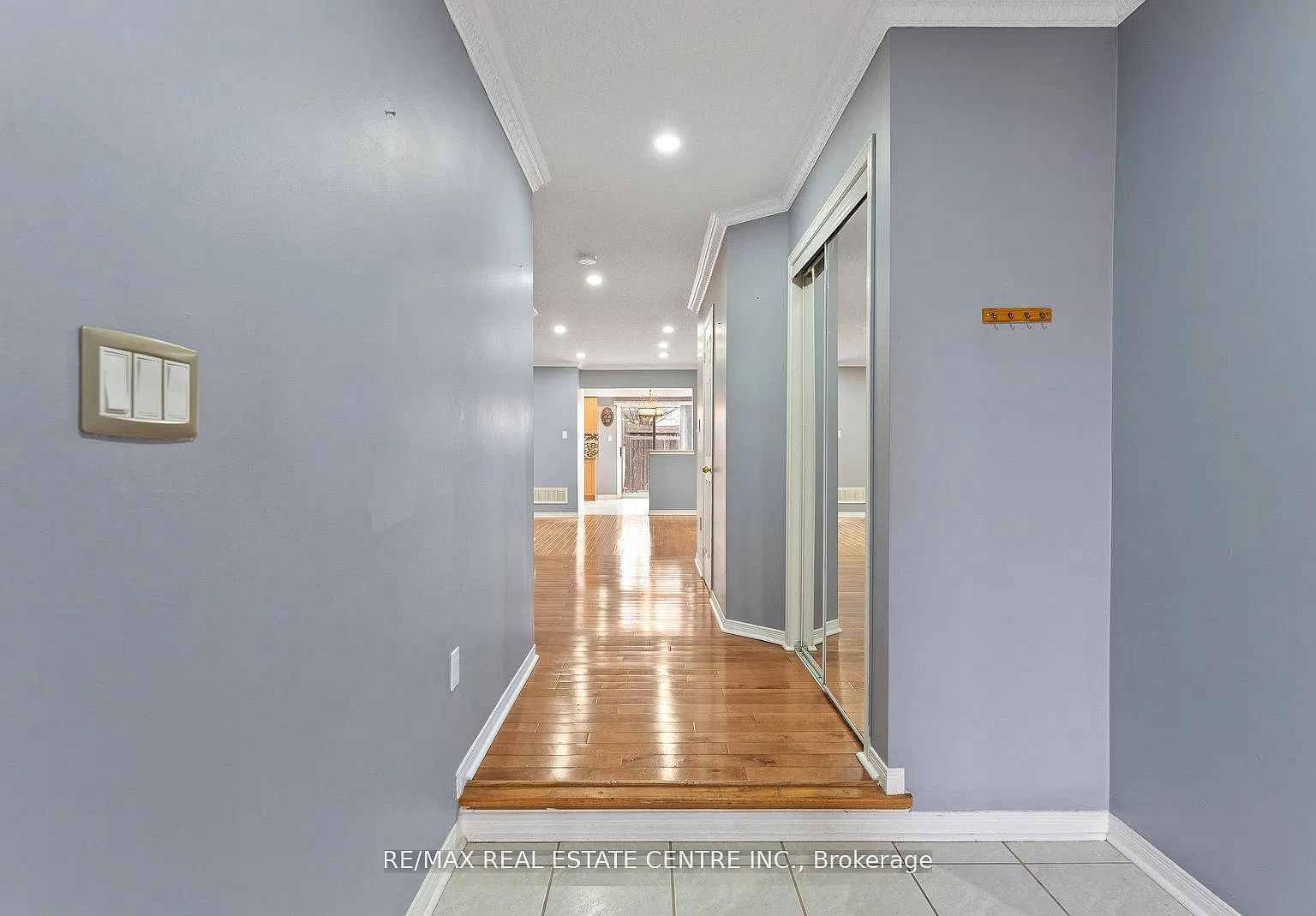 3 bed, $3,400 — Photo 3