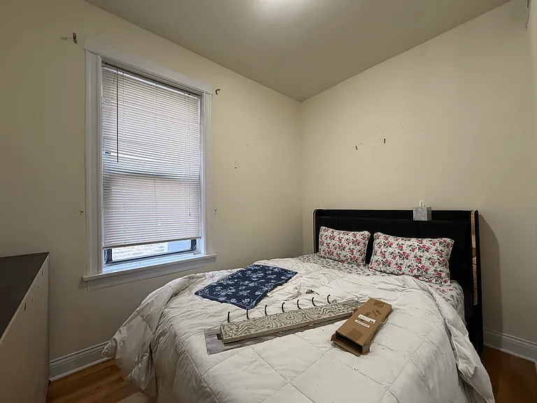 2656-58 W. Iowa St./907 N. Washtenaw Ave. — Photo 7