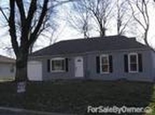 210 SW Opal Dr, Lees Summit, MO 64081