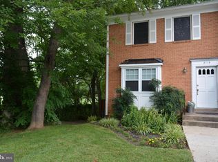 2775 Sikes Ct, Falls Church, VA 22043
