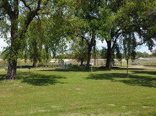 17439 E Kings Canyon Rd, Sanger, CA 93657