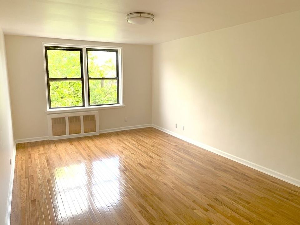 1st image of 4140 Denman St APT 3M