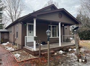 3443 E Greenhill Rd, Decatur, IL 62521