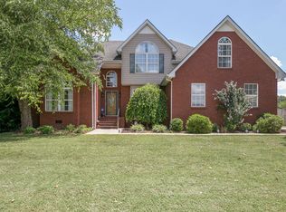 1811 Joben Dr, Murfreesboro, TN 37128