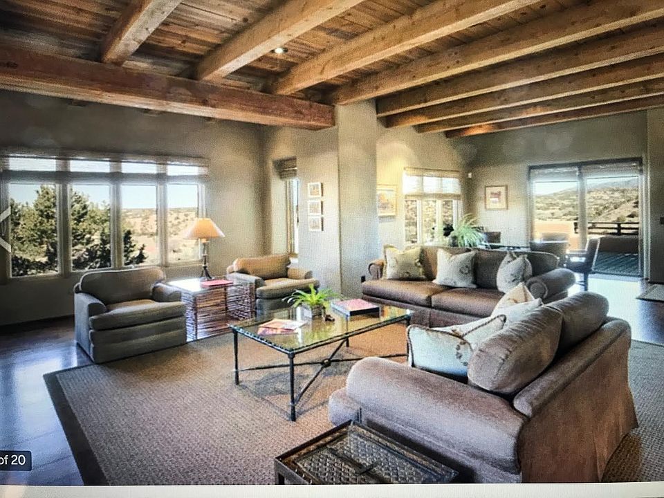 1st image of 889 Camino Del Este