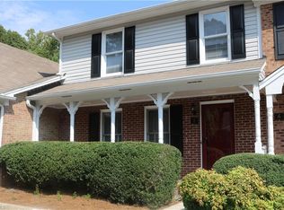 8 Brandy Ct, Greensboro, NC 27409