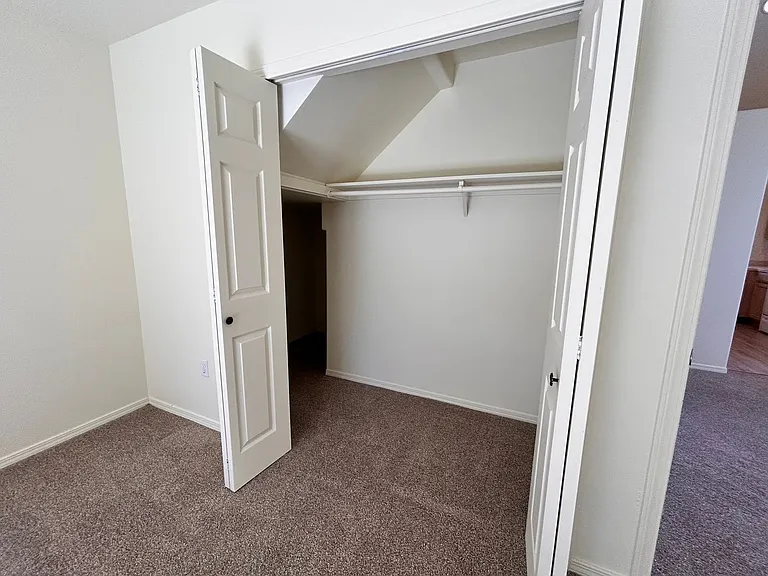 2965 NE Worthington Ct #1 — Photo 7