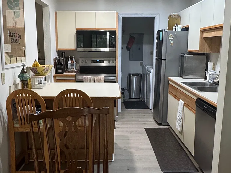 9025 Manchester Ln #22G — Photo 11