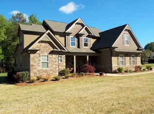 1714 Whitlow View Dr, Bishop, GA 30621