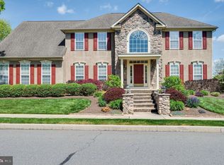 7 Brookfield Ave, Sinking Spring, PA 19608