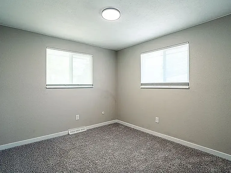 4854 S Parfet St — Photo 25