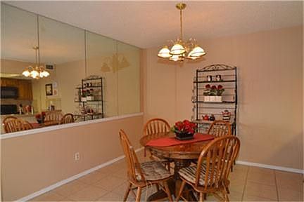4th image of 2650 Via Del Mar