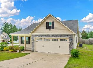 536 W Northpoint Rd, Spring Lake, NC 28390