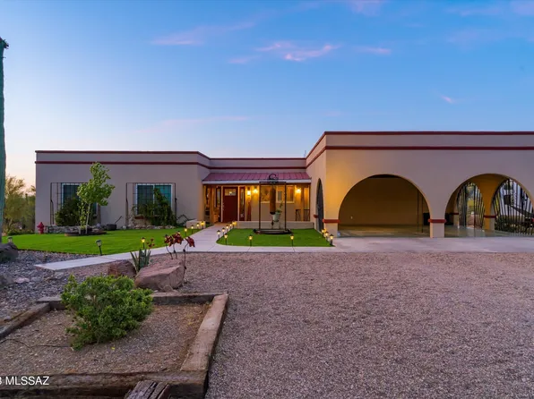 7300 N Wade Rd, Tucson, AZ 85743