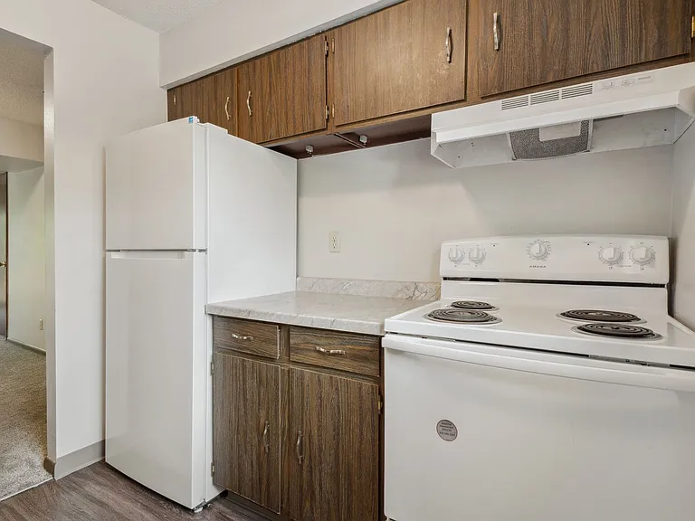 Lantern Square Apartments Spacious 1, 2 & 3 Bedrooms — Photo 44