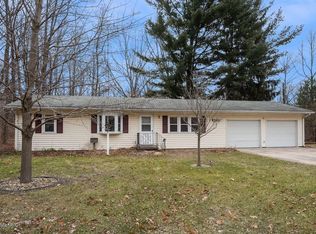6555 Sleepy Owl Ln, Sawyer, MI 49125