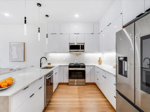 177 Wilkinson Avenue image 5 of 32