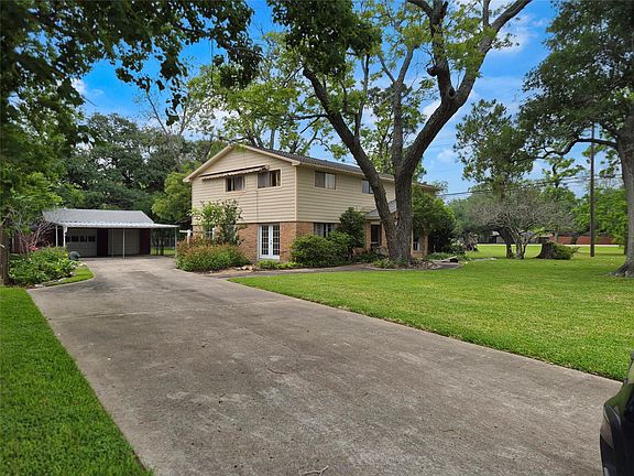 3rd image of 102 Post Oak Rd