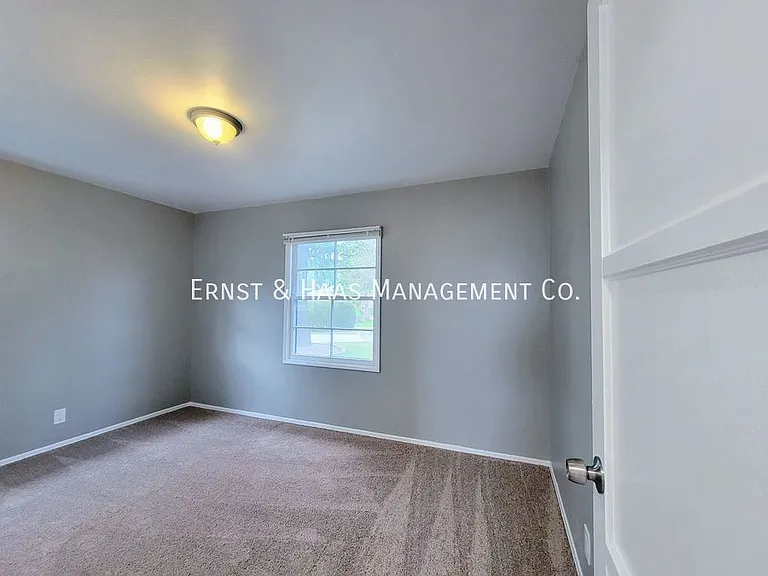 13414 Lynne Dr — Photo 17