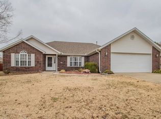 404 Ridgemont Ave, Lowell, AR 72745